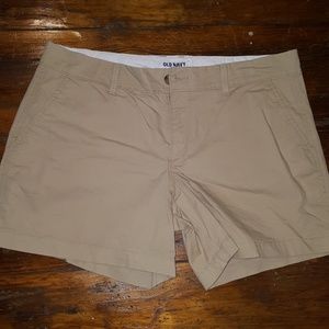 Old navy Khaki shorts
